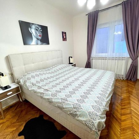 Premier Rooms Ploieşti Exterior foto